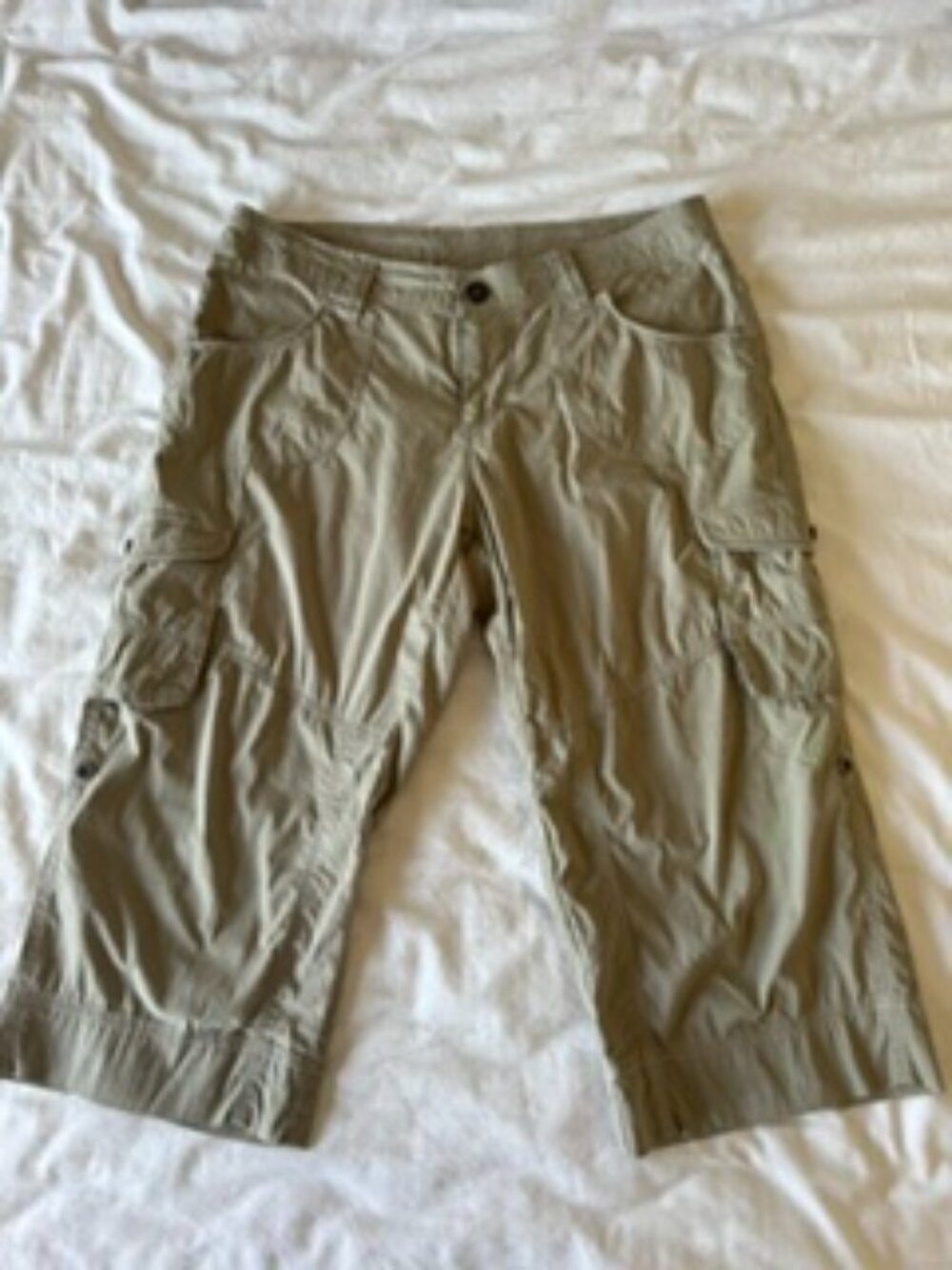 KÜHL Light Khaki Roll Tab Cargo Hiking Capri Pants Womens Size 10